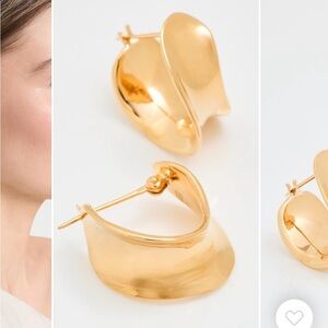 Agmes Mini Laila Hoops. Comes with jewelry bag.